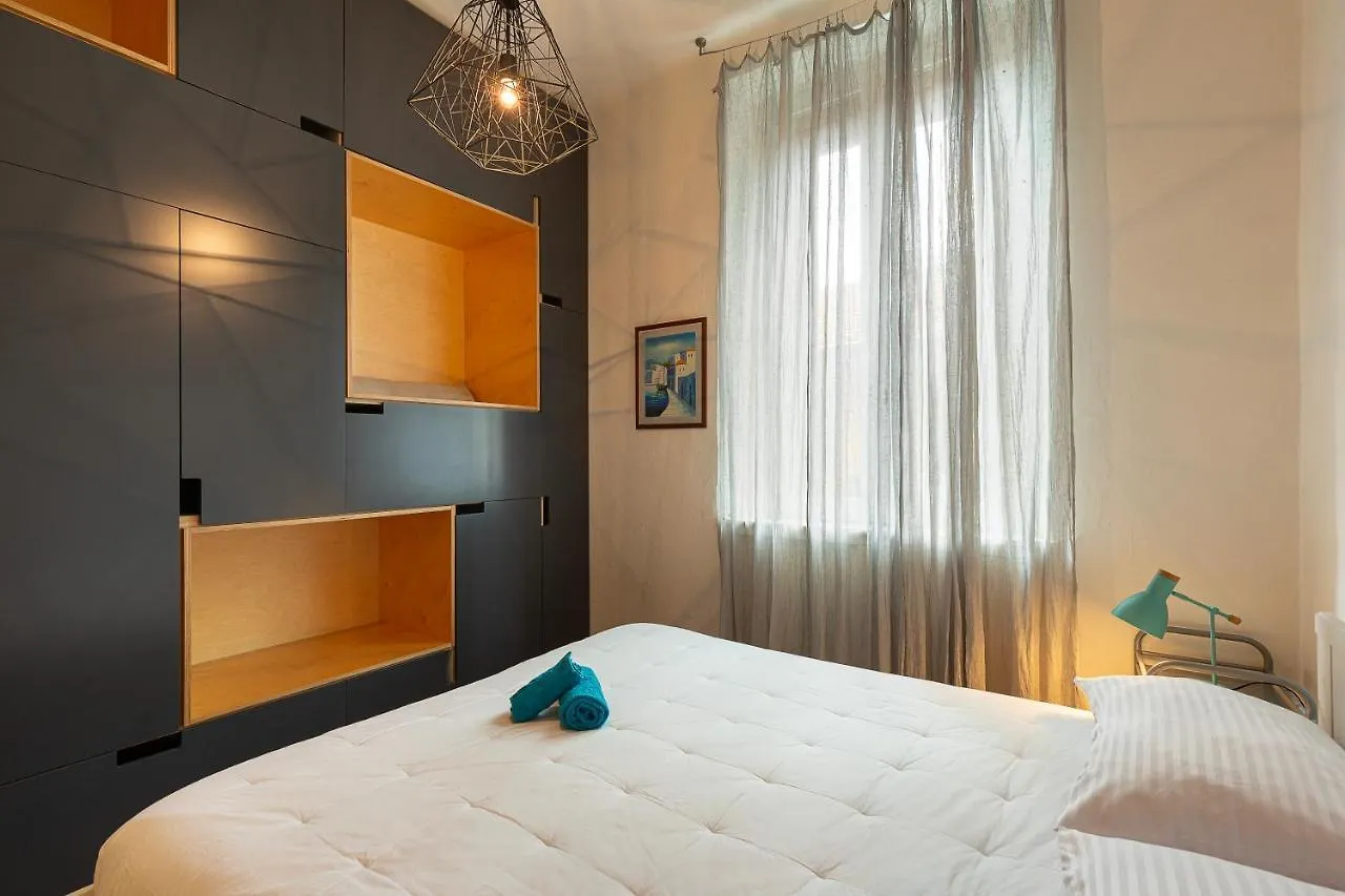 Design Flat-Citylife Exclusive Daire Milano İtalya
